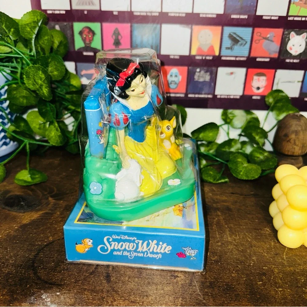 Disney Vintage Deadstock Snow White Floating Soap Dish 90’s Y2K